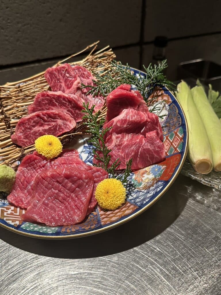 【大阪・忘年会】脂っこくないのに満足度◎!牧草牛専門店「Let it Beef」で大人の肉忘年会を。 1 Let it Beef 【大阪・忘年会】脂っこくないのに満足度◎!牧草牛専門店「Let it Beef」で大人の肉忘年会を。 Let it Beef